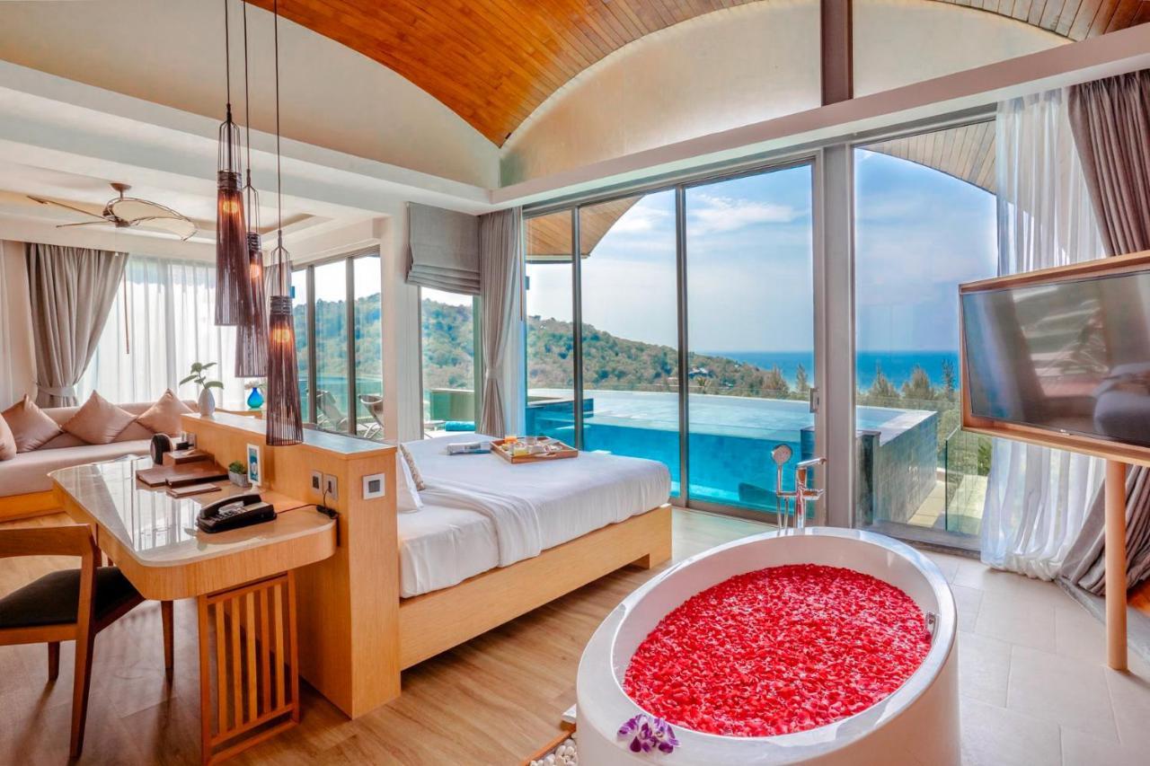 Premier Panorama Pool Villa